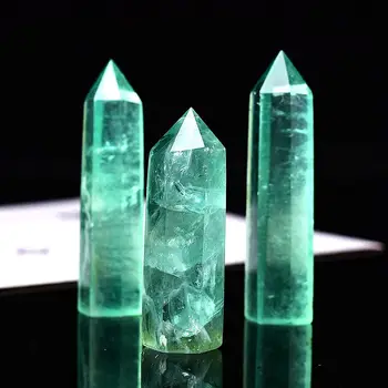 1PC Naturlig Grøn Fluorit Crystal Punkt Sekskantet Kolonne Mineral Ornament Magic Reparation Healing Kvarts Wand Hjem Dekoration Gave