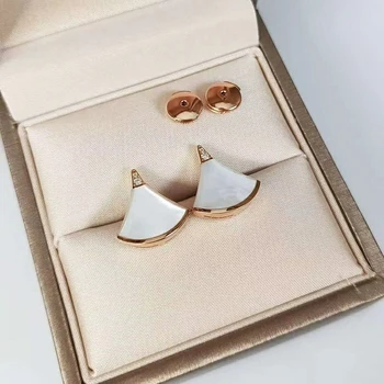 Originale mærke smykker Mode emalje øreringe Golden luksus nederdel øreringe, der er egnet til kæreste fødselsdag gaver