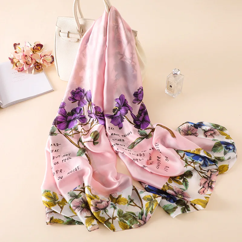 2018European og Amerikanske mode klassiske blomst mønster plaid vogn kæde tørklæde sjal t dekoration simulering silke tørklæde kvinde