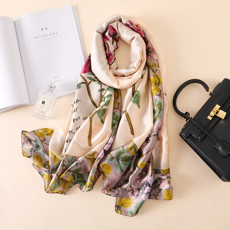 2018European og Amerikanske mode klassiske blomst mønster plaid vogn kæde tørklæde sjal t dekoration simulering silke tørklæde kvinde