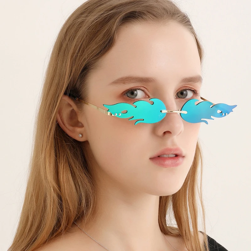 2021 Uindfattede Cloud Form Solbriller med Lynets Vedhæng Kvinder Luksus Sjove solbriller Nuancer UV400 Brand Designer