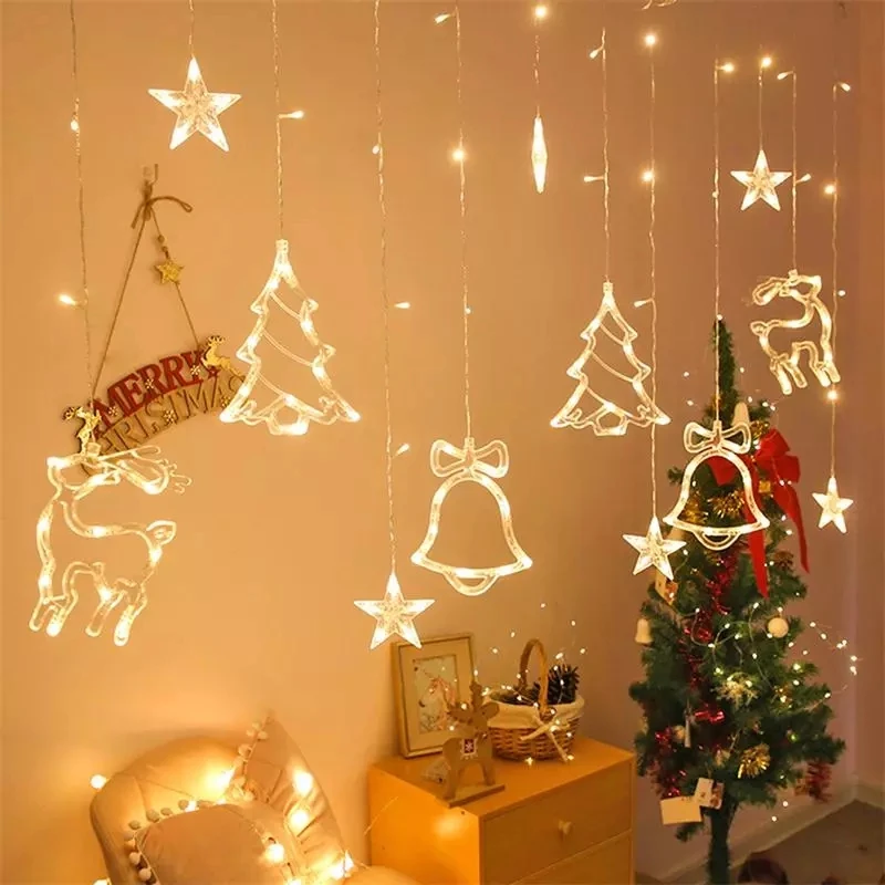 220V LED Curtain String Lys Fe Garland Elk Bell Star Julepynt til Home Nye År Xmas Tree Ornamenter Jul