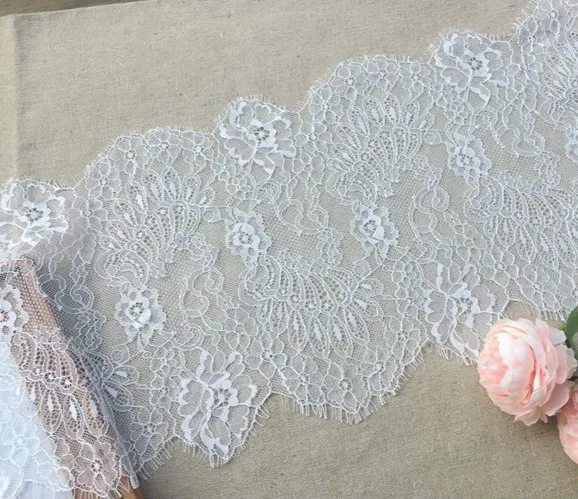 Bred 28CM Kvalitet Soft Off White Nylon phoenix blomst eyelash lace DIY bryllup kjole hjem gardin tilbehør til udsmykning