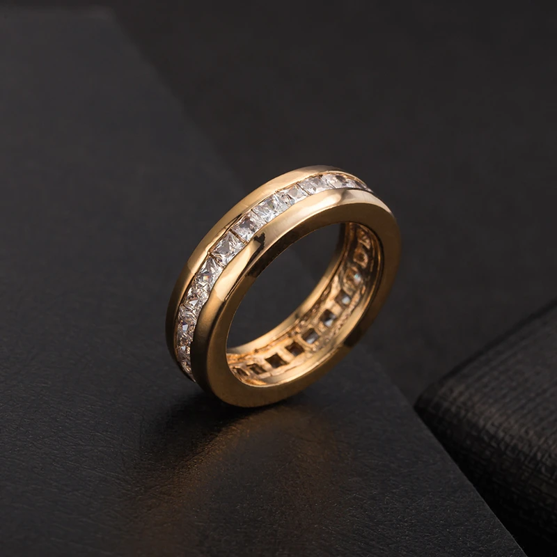 Enkelt Række Af Hvide Zircon Guld Farve Ring For Kvinder AMERIKANSKE# Størrelse 6 / 7 / 8 / 9 M03-J0031