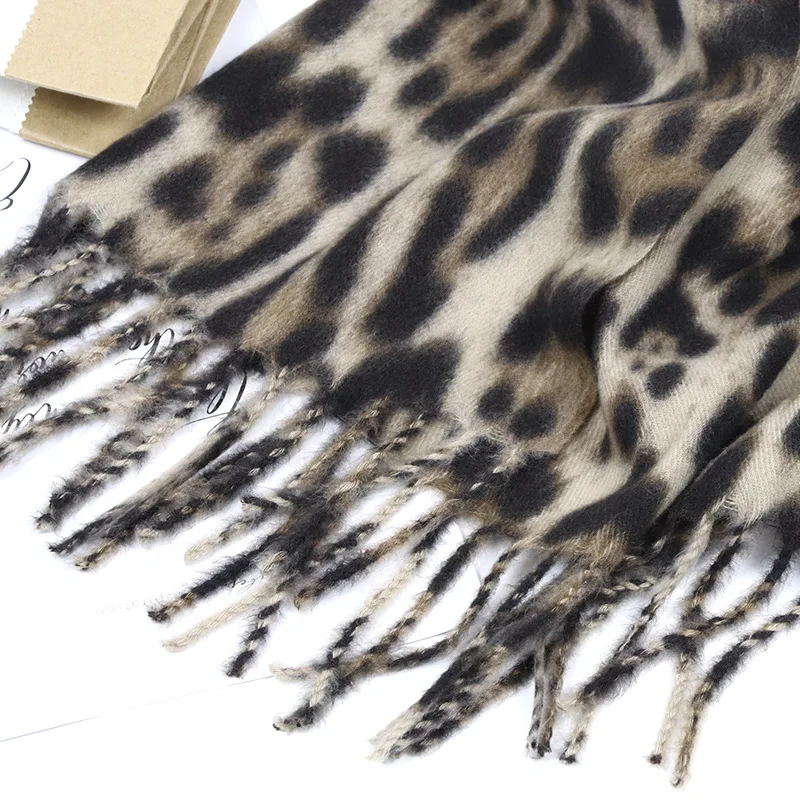 Høj Kvalitet Vinter Varm Cashmere Tørklæde Luksus Brand Designer Leopard Tørklæde Sjal Silke Tørklæde Echarpe Kvindelige Gaver