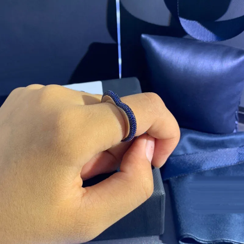 UMGODLY Høj Kvalitet Fahsion Ring i Sølv Farve Lucky Heart Shaped Kærlighed Hjerte Geometriske Finger Ring Banet Blå Zirkonia for Kvinder